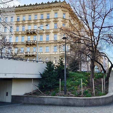 Apartment Kahoun Praag Buitenkant foto